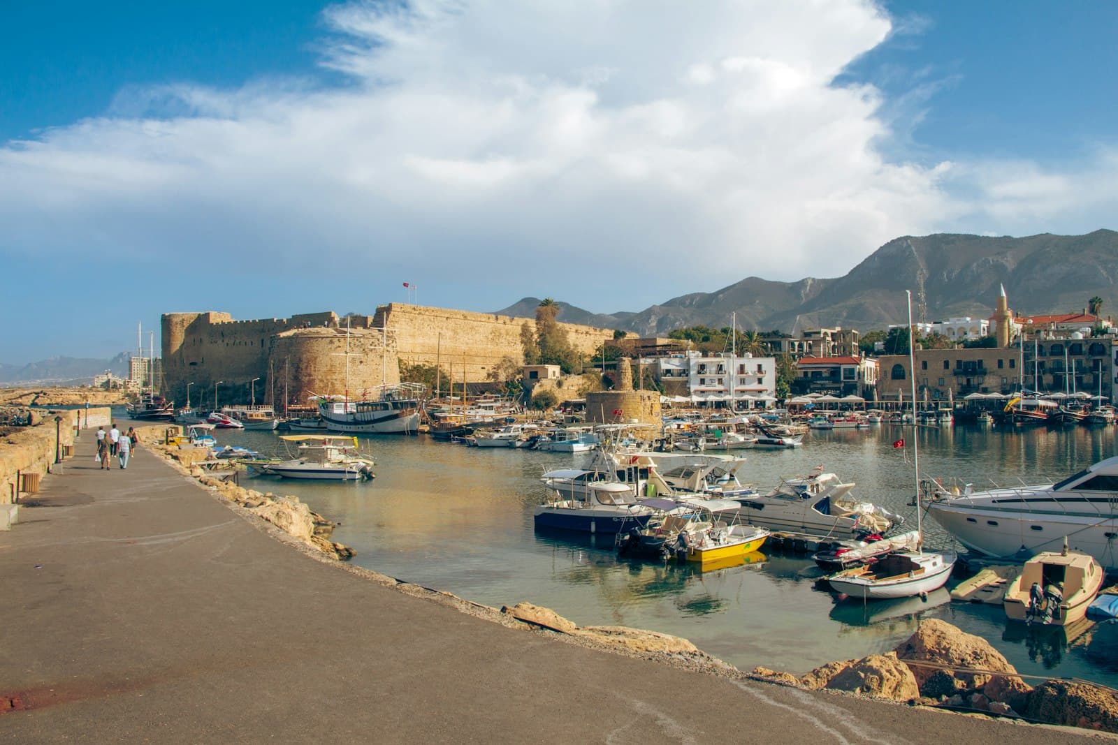 English Lessons in Cyprus: A Girne Guide